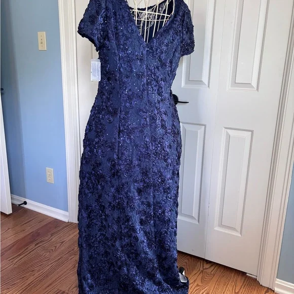 Alex Evenings Navy Lace Maxi Dress - Picture 3 of 5
